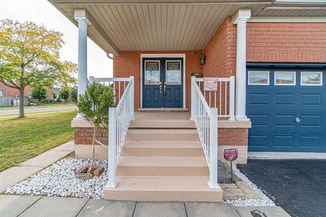 2 Canarygrass Dr, House detached with 3 bedrooms, 4 bathrooms and 4 parking in Brampton ON | Image 36