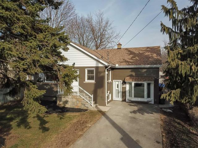 81 West 32nd St, House detached with 3 bedrooms, 3 bathrooms and 3 parking in Hamilton ON | Image 1