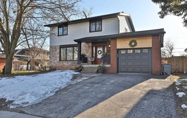 284 Silvana Cres, House detached with 3 bedrooms, 3 bathrooms and 3 parking in Burlington ON | Image 1