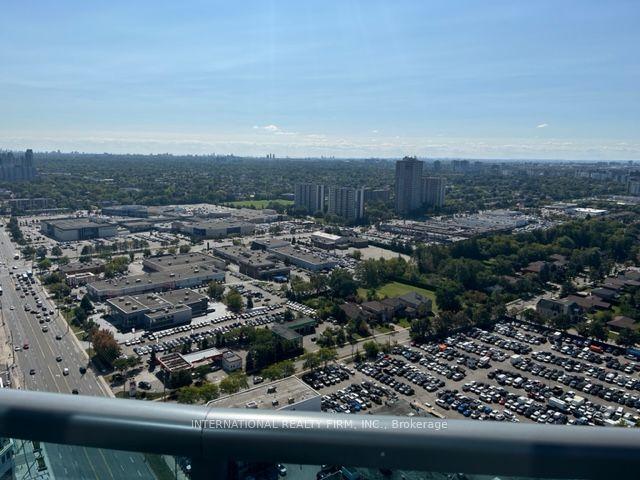 ph09 - 7161 Yonge St, Condo with 3 bedrooms, 2 bathrooms and 2 parking in Markham ON | Image 5