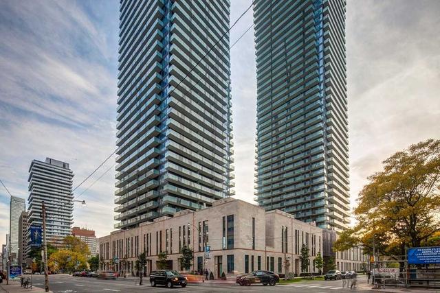 3402 - 1080 Bay St, Condo with 2 bedrooms, 2 bathrooms and 1 parking in Toronto ON | Image 1