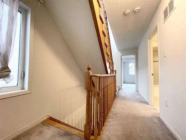 2334 Chevron Prince Path, House attached with 3 bedrooms, 3 bathrooms and 2 parking in Oshawa ON | Image 18
