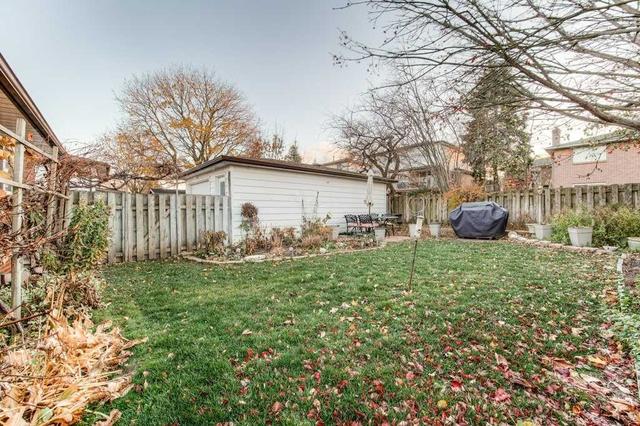 35 Markwood Dr, House detached with 3 bedrooms, 2 bathrooms and 4 parking in Kitchener ON | Image 28