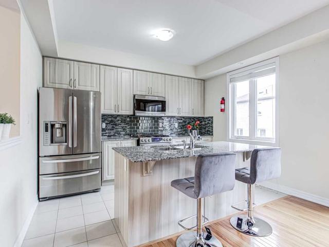 7 Pin Lane, House semidetached with 4 bedrooms, 4 bathrooms and 3 parking in Toronto ON | Image 5