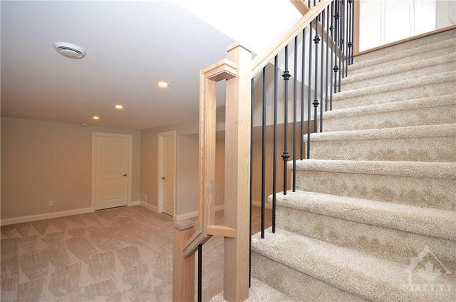109 Porter Street, Townhouse with 3 bedrooms, 3 bathrooms and 3 parking in Ottawa ON | Image 26