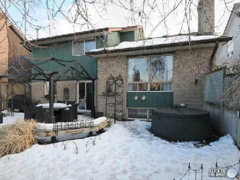 8 Trillium Crt, House detached with 3 bedrooms, 3 bathrooms and 6 parking in Brampton ON | Image 9