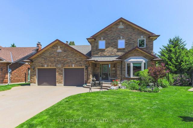 24 Concerto Crt, House detached with 4 bedrooms, 3 bathrooms and 6 parking in Hamilton ON | Image 1