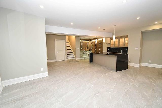 90 Riverview Blvd, House detached with 5 bedrooms, 7 bathrooms and 28 parking in St. Catharines ON | Image 10