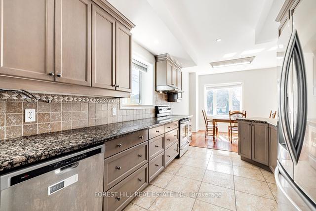 135 Holmes Ave, House detached with 4 bedrooms, 5 bathrooms and 6 parking in Toronto ON | Image 23