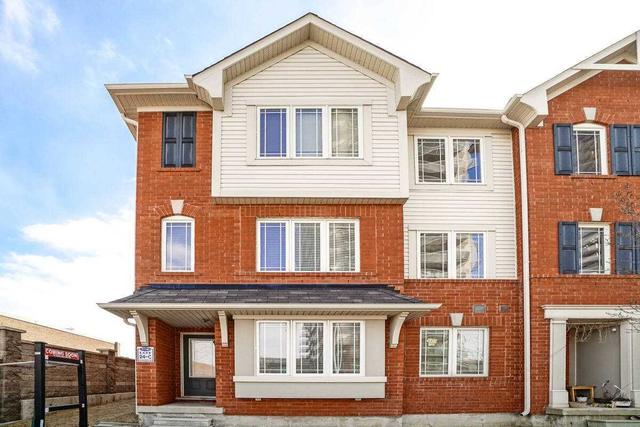 24 - 50 Hillcrest Ave, Townhouse with 3 bedrooms, 3 bathrooms and 2 parking in Brampton ON | Image 1