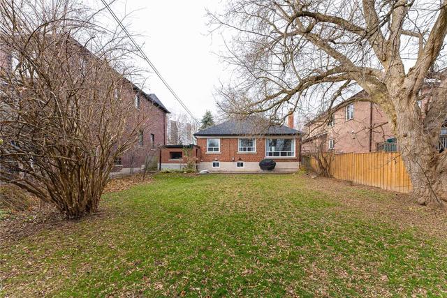 67 Kelsonia Ave, House detached with 2 bedrooms, 1 bathrooms and 3 parking in Toronto ON | Image 16