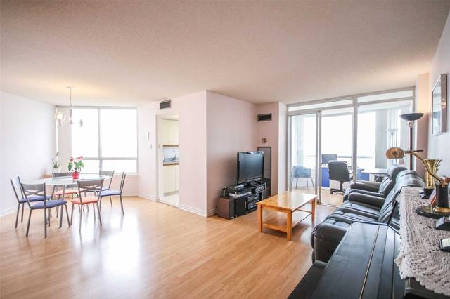 912 - 330 Alton Towers Circ, Condo with 2 bedrooms, 2 bathrooms and 1 parking in Toronto ON | Image 10