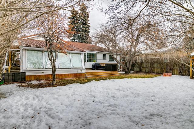 509 38 Avenue Sw, House detached with 2 bedrooms, 2 bathrooms and 3 parking in Calgary AB | Image 32
