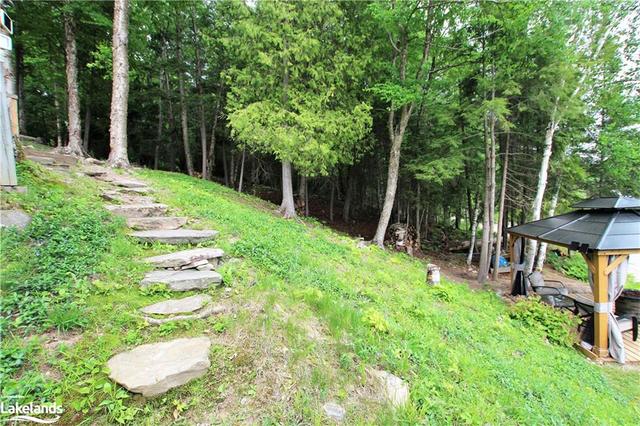 677 Limberlost Point Road, House detached with 3 bedrooms, 1 bathrooms and null parking in Parry Sound, Unorganized, Centre Part ON | Image 3
