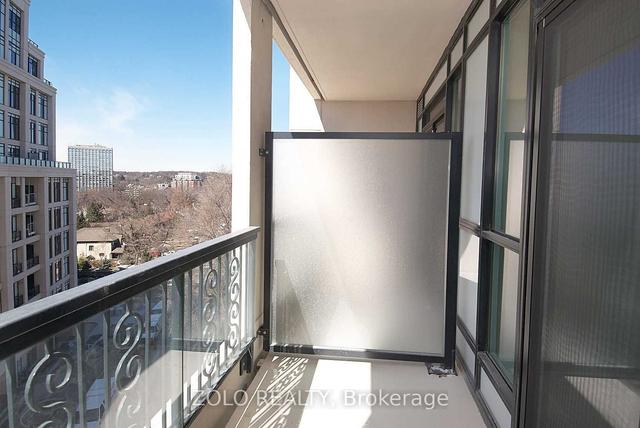 522 - 1 Old Mill Dr, Condo with 1 bedrooms, 1 bathrooms and 1 parking in Toronto ON | Image 6