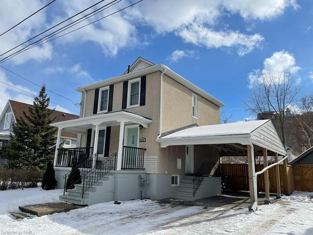 5206 Kitchener Street, House detached with 3 bedrooms, 1 bathrooms and 5 parking in Niagara Falls ON | Image 2