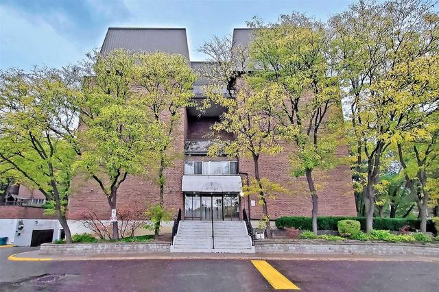 b  160 - 16 Elgin St, Condo with 3 bedrooms, 2 bathrooms and 1 parking in Markham ON | Image 12