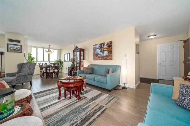 Ph4 - 100 County Court Blvd, Condo with 3 bedrooms, 2 bathrooms and 2 parking in Brampton ON | Image 3
