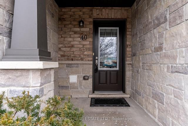 40 - 40 Arlington Cres, Townhouse with 3 bedrooms, 4 bathrooms and 2 parking in Guelph ON | Image 12