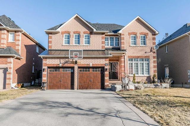 122 Douglas Rd, House detached with 5 bedrooms, 4 bathrooms and 6 parking in Richmond Hill ON | Image 2