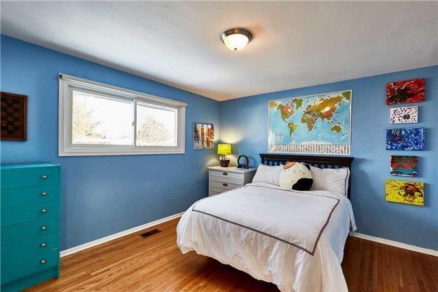 865 Juniper St, House detached with 3 bedrooms, 2 bathrooms and 4 parking in Oshawa ON | Image 15