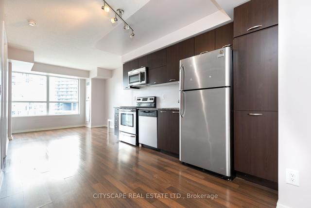 1027 - 38 Joe Shuster Way, Condo with 1 bedrooms, 1 bathrooms and 1 parking in Toronto ON | Image 1