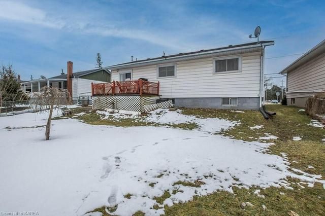 243 Camden Road, House detached with 3 bedrooms, 1 bathrooms and 2 parking in Greater Napanee ON | Image 31
