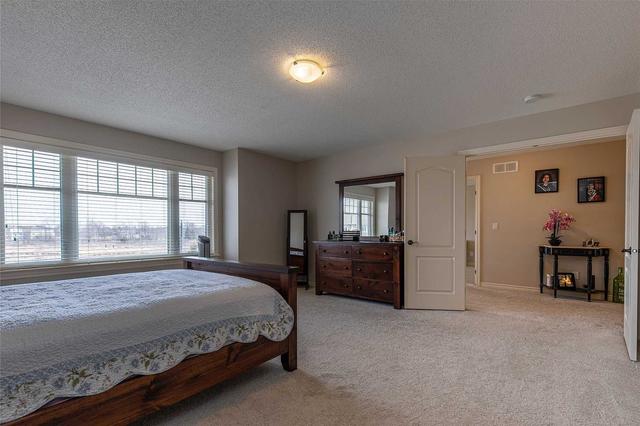1025 Woodhaven Dr, House detached with 4 bedrooms, 4 bathrooms and 4 parking in Kingston ON | Image 21