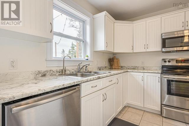 3359 Sackville Drive, House detached with 3 bedrooms, 2 bathrooms and null parking in Halifax NS | Image 12