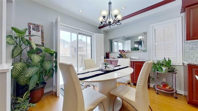 91 Norwood Ave, House detached with 4 bedrooms, 4 bathrooms and 4 parking in Vaughan ON | Image 4