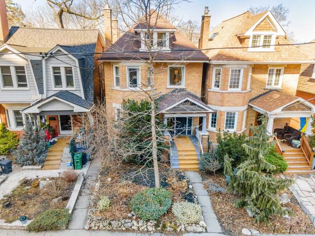 118 Gothic Ave, House detached with 4 bedrooms, 4 bathrooms and 1 parking in Toronto ON | Image 35