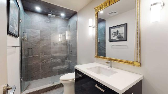 501 - 39 Brant St, Condo with 1 bedrooms, 1 bathrooms and 1 parking in Toronto ON | Image 4