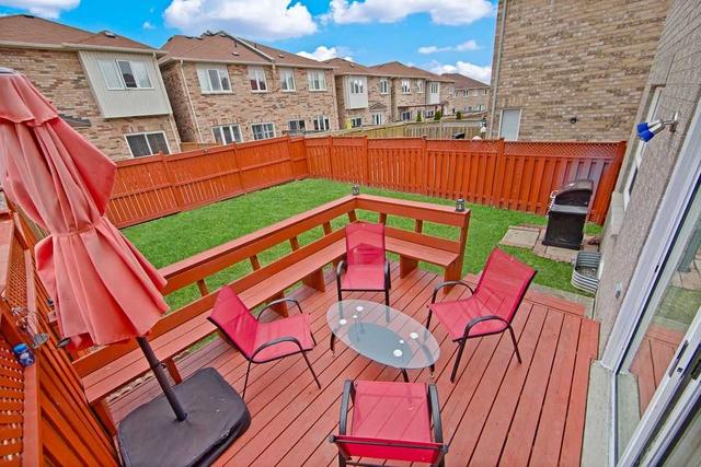 25 Trailsbrook Terr, House semidetached with 3 bedrooms, 4 bathrooms and 4 parking in Markham ON | Image 13