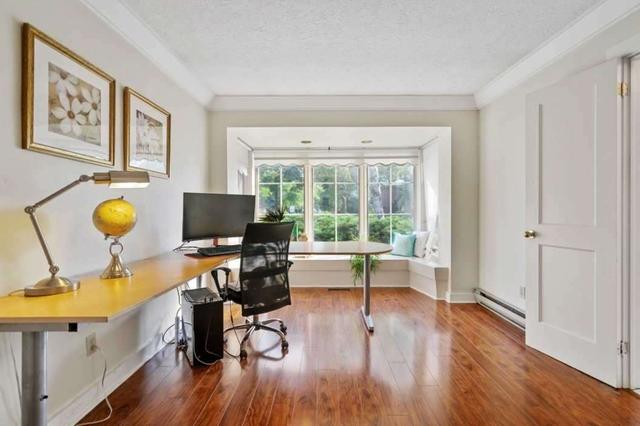 149 Fenn Ave, House detached with 5 bedrooms, 3 bathrooms and 6 parking in Toronto ON | Image 2
