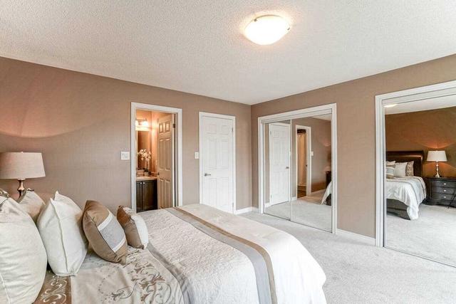 19 Cedar Lake Cres, Townhouse with 3 bedrooms, 4 bathrooms and 2 parking in Brampton ON | Image 19