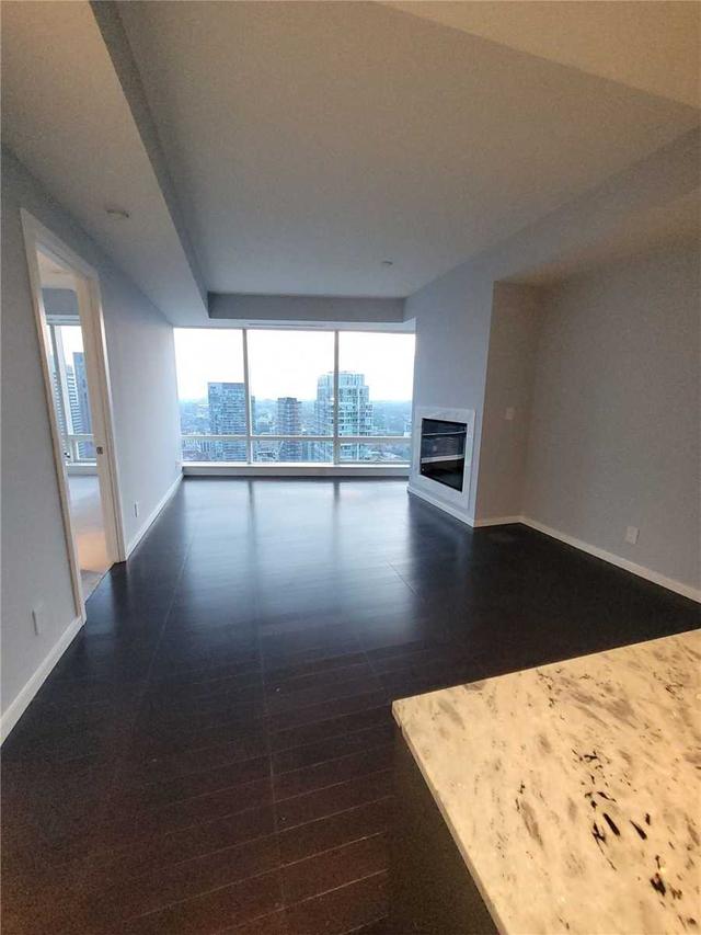 4204 - 180 University Ave, Condo with 1 bedrooms, 1 bathrooms and 1 parking in Toronto ON | Image 14