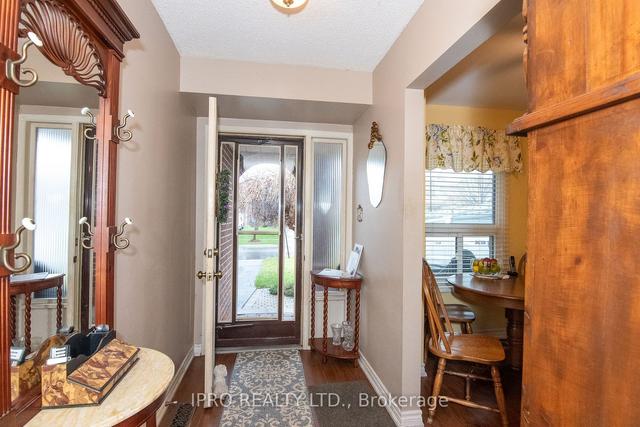 66 Swennen Dr, House detached with 3 bedrooms, 2 bathrooms and 2 parking in Brampton ON | Image 28