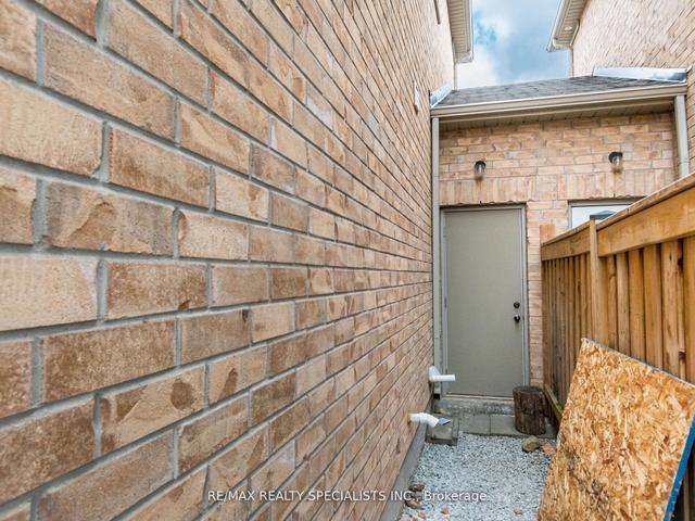 25 Chesterwood Cres, House semidetached with 3 bedrooms, 4 bathrooms and 3 parking in Brampton ON | Image 30