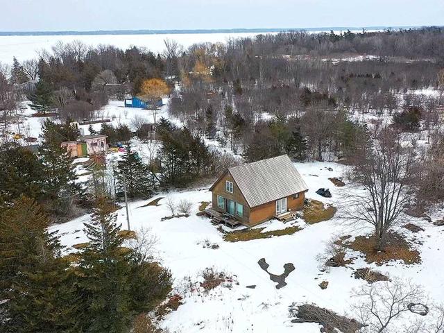 40658 Shore Rd, House detached with 4 bedrooms, 1 bathrooms and 10 parking in Georgian Bay ON | Image 15
