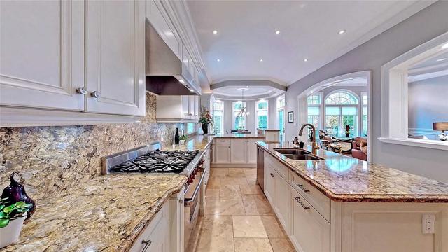64 Riverbend Rd, House detached with 4 bedrooms, 5 bathrooms and 6 parking in Markham ON | Image 4