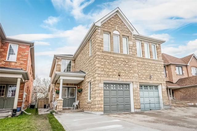 25 Belvia Dr, House semidetached with 3 bedrooms, 4 bathrooms and 3 parking in Vaughan ON | Image 12