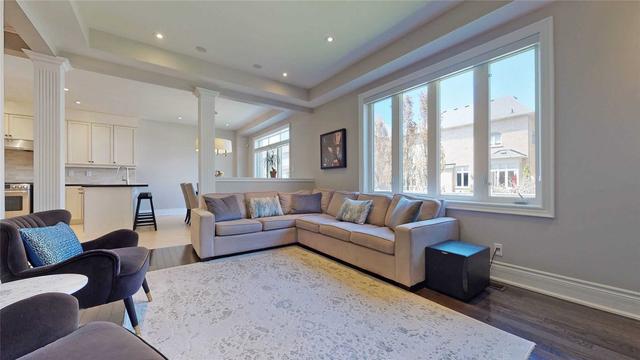 32 Wardlaw Pl, House detached with 4 bedrooms, 3 bathrooms and 4 parking in Vaughan ON | Image 33