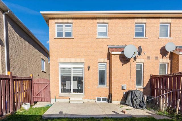 75 Connolly Cres, House semidetached with 3 bedrooms, 3 bathrooms and 3 parking in Brampton ON | Image 21