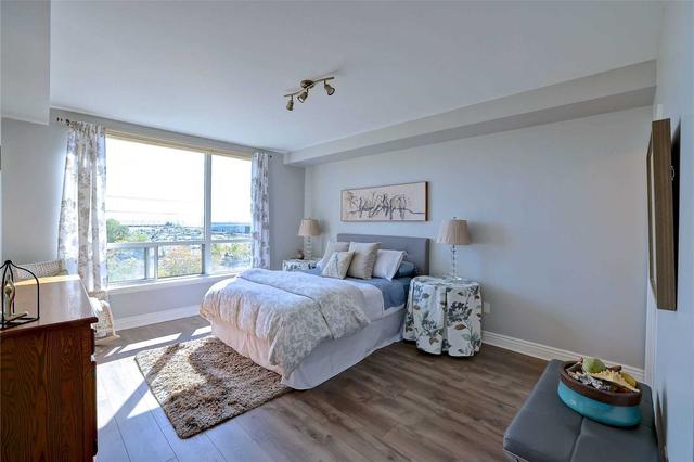 401 - 50 Port St E, Condo with 2 bedrooms, 2 bathrooms and 1 parking in Mississauga ON | Image 5