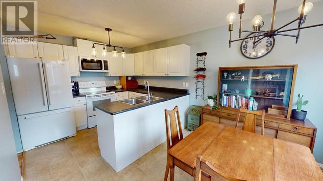 8728 81a Street, House detached with 3 bedrooms, 1 bathrooms and null parking in Fort St. John BC | Image 15