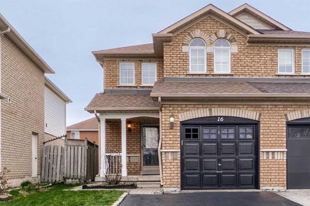 16 Twin Pines Cres, House semidetached with 3 bedrooms, 3 bathrooms and 4 parking in Brampton ON | Image 23