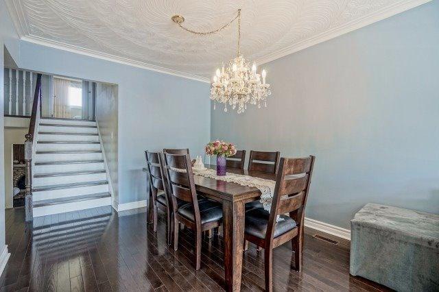 34 St Paschal Crt, House semidetached with 3 bedrooms, 3 bathrooms and 2 parking in Toronto ON | Image 5