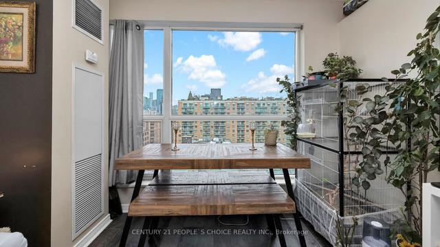 1420 - 230 King St E, Condo with 1 bedrooms, 1 bathrooms and 0 parking in Toronto ON | Image 3