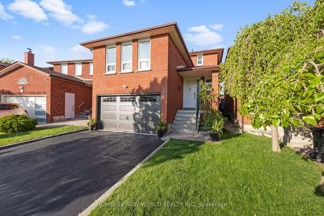 25 Lansbury Dr, House detached with 3 bedrooms, 4 bathrooms and 6 parking in Toronto ON | Image 30