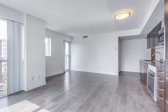 912 - 5162 Yonge St, Condo with 2 bedrooms, 2 bathrooms and 1 parking in Toronto ON | Image 4